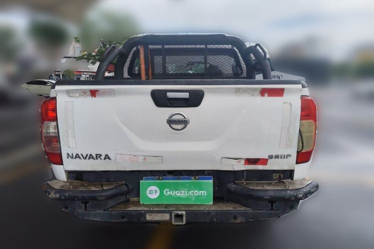 Used Nissan Navara 2017 2.5L Manual 4x4 Luxury Edition QR25 Rear