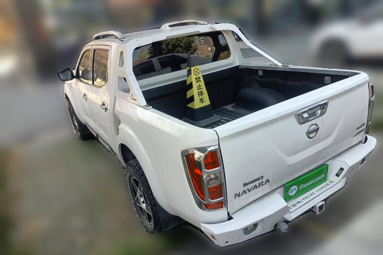 Used Nissan Navara 2017 2.5L Automatic 4x4 Luxury Edition QR25 Rear Left 45 Deg