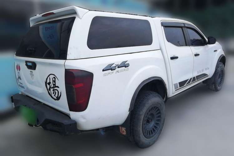 Used Nissan Navara 2017 2.5L Automatic 4x4 Luxury Edition QR25 Rear Right 45 Deg