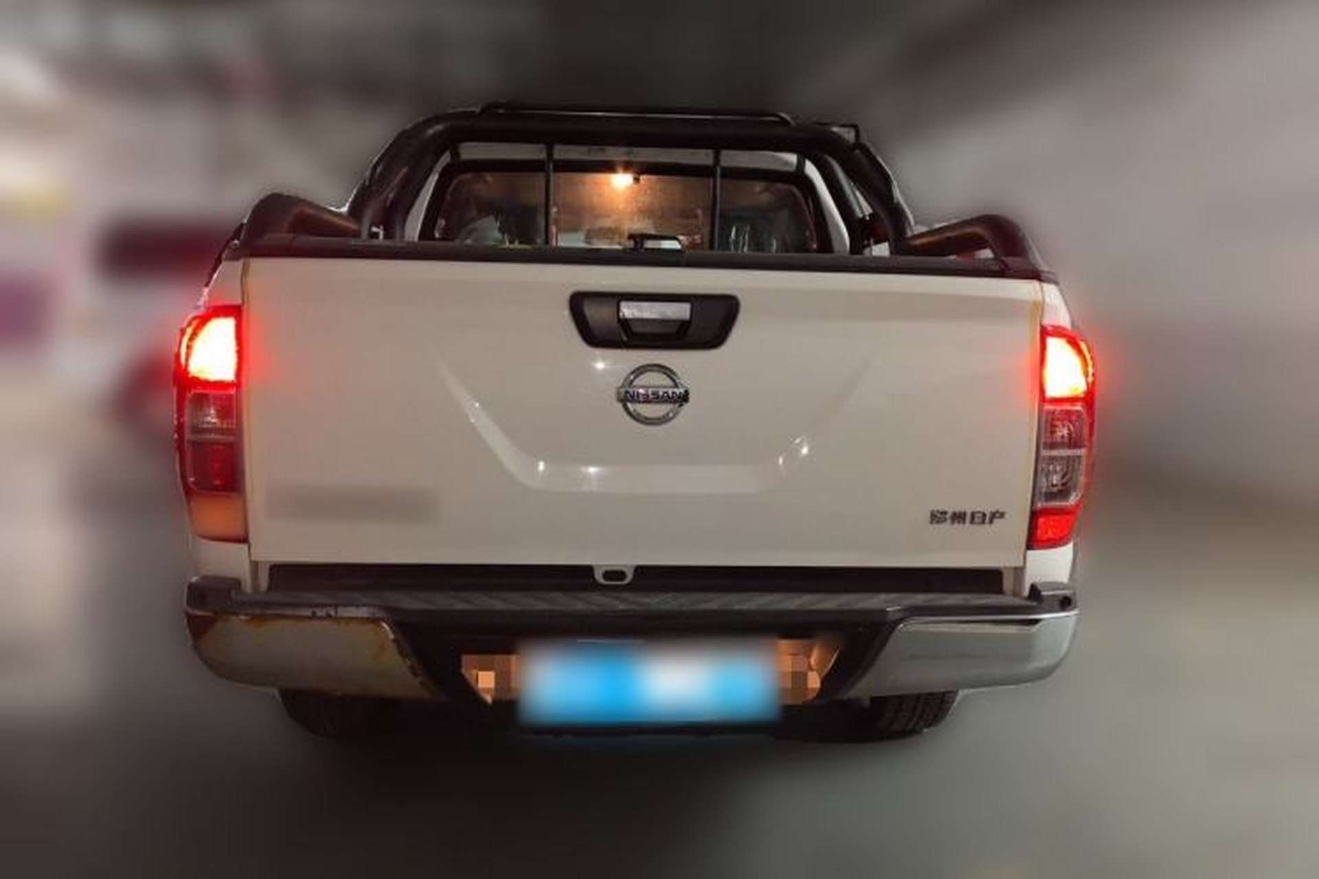 Used Nissan Navara 2017 2.5L Automatic 4x4 Luxury Edition QR25 Rear