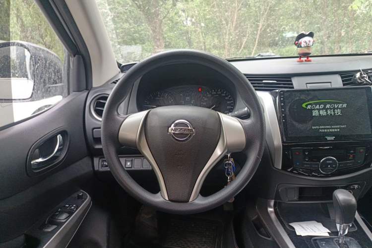 Used Nissan Navara 2017 2.5L Automatic 2WD Luxury Edition QR25 Steering Wheel