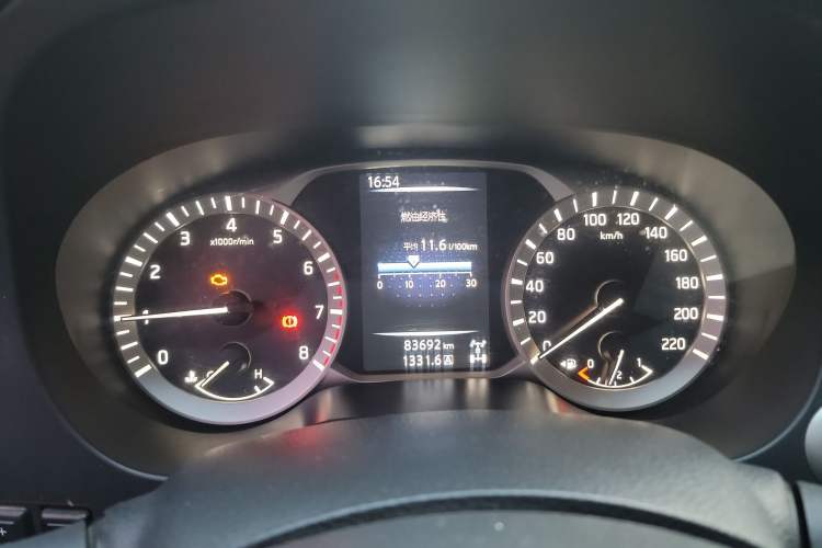 Used Nissan Navara 2019 2.5L Manual 4x4 Premium Version China VI QR25 Instrument Cluster