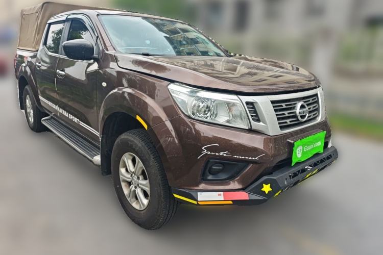 Used Nissan Navara 2019 2.5L Manual Two-Wheel Drive Comfort Version China VI QR25 Front Right 45 Deg
