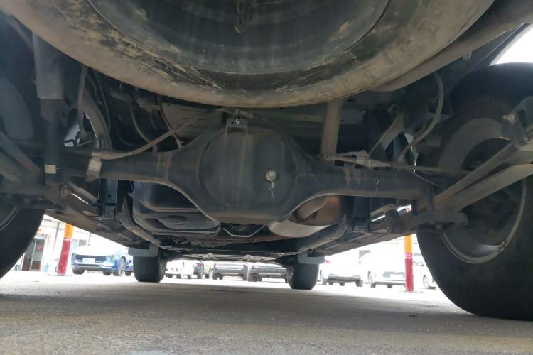 Used Nissan Navara 2019 2.5L Manual 4x4 Comfort Edition China VI QR25 Chassis Rear