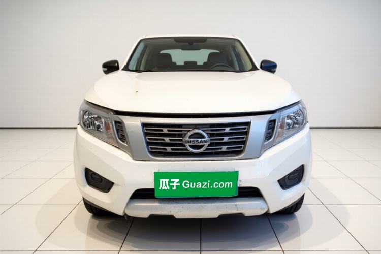 Used Nissan Navara 2019 2.5L Manual Two-Wheel Drive Comfort Version China VI QR25 Exterior 1