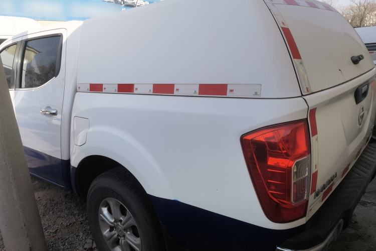 Used Nissan Navara 2019 2.5L Manual Two-Wheel Drive Comfort Version China VI QR25 Exterior 2