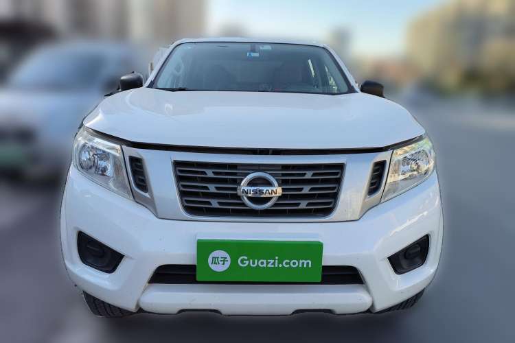 Used Nissan Navara 2019 2.5L Manual Two-Wheel Drive Comfort Version China VI QR25 Front