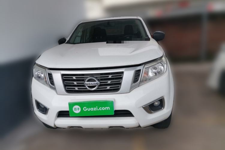 Used Nissan Navara 2019 2.5L Manual 4x4 Comfort Edition China VI QR25 Front