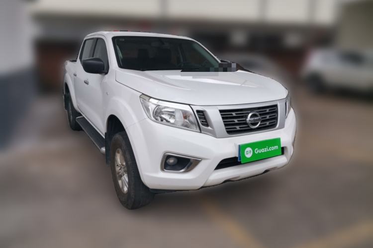 Used Nissan Navara 2019 2.5L Manual 4x4 Comfort Edition China VI QR25 Front Right 45 Deg