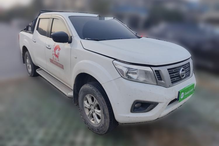 Used Nissan Navara 2019 2.5L Manual 4x4 Comfort Edition China VI QR25 Front Right 45 Deg
