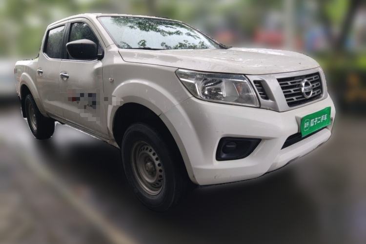 Used Nissan Navara 2019 2.5L Manual Two-Wheel Drive Comfort Version China VI QR25 Front Right 45 Deg