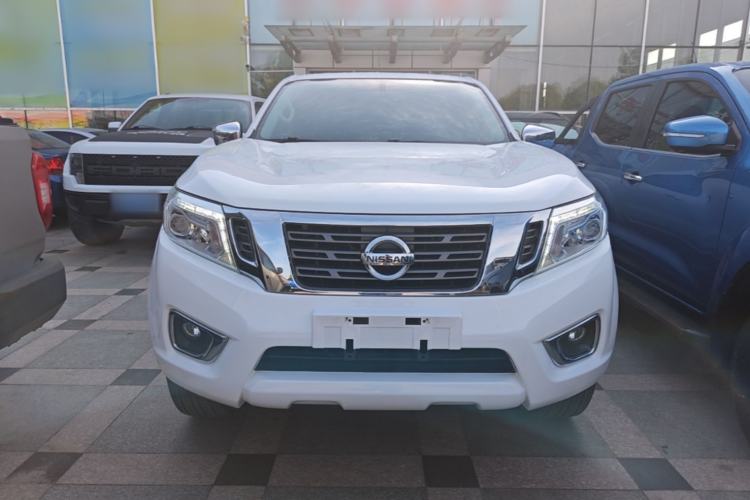 Used Nissan Navara 2019 2.5L Manual Two-Wheel Drive Flagship Version China VI Standard QR25 Front