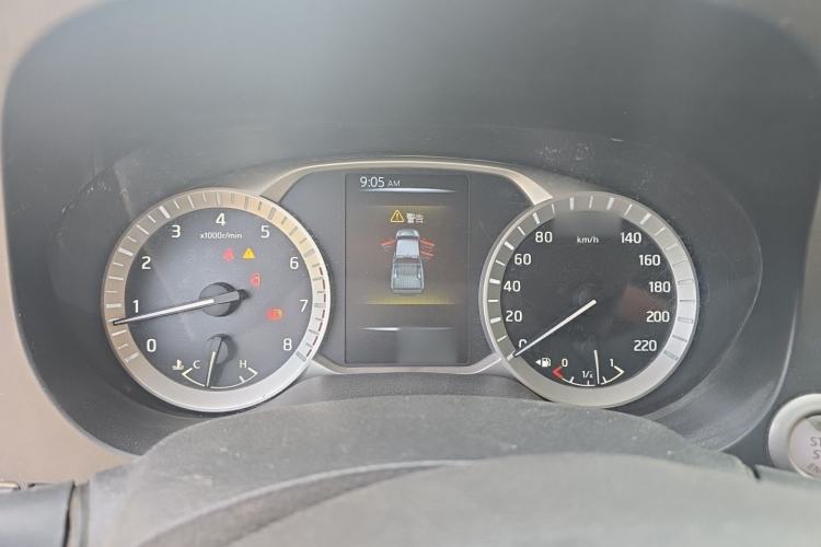 Used Nissan Navara 2019 2.5L Manual Two-Wheel Drive Comfort Version China VI QR25 Instrument Cluster