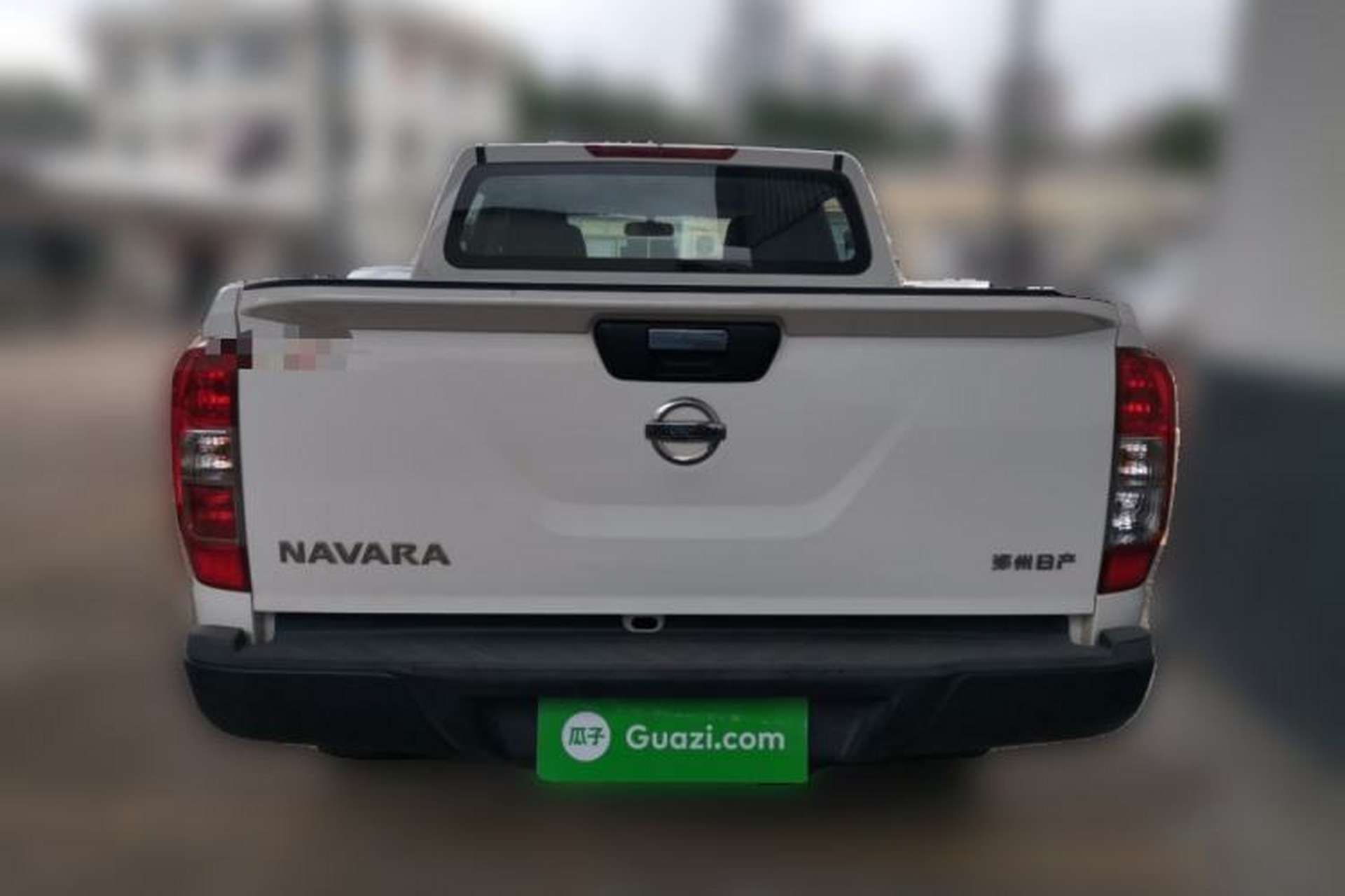 Used Nissan Navara 2019 2.5L Manual 4x4 Comfort Edition China VI QR25 Rear
