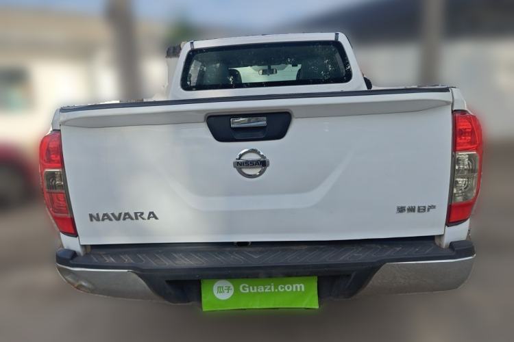 Used Nissan Navara 2019 2.5L Manual 4x4 Premium Version China VI QR25 Rear