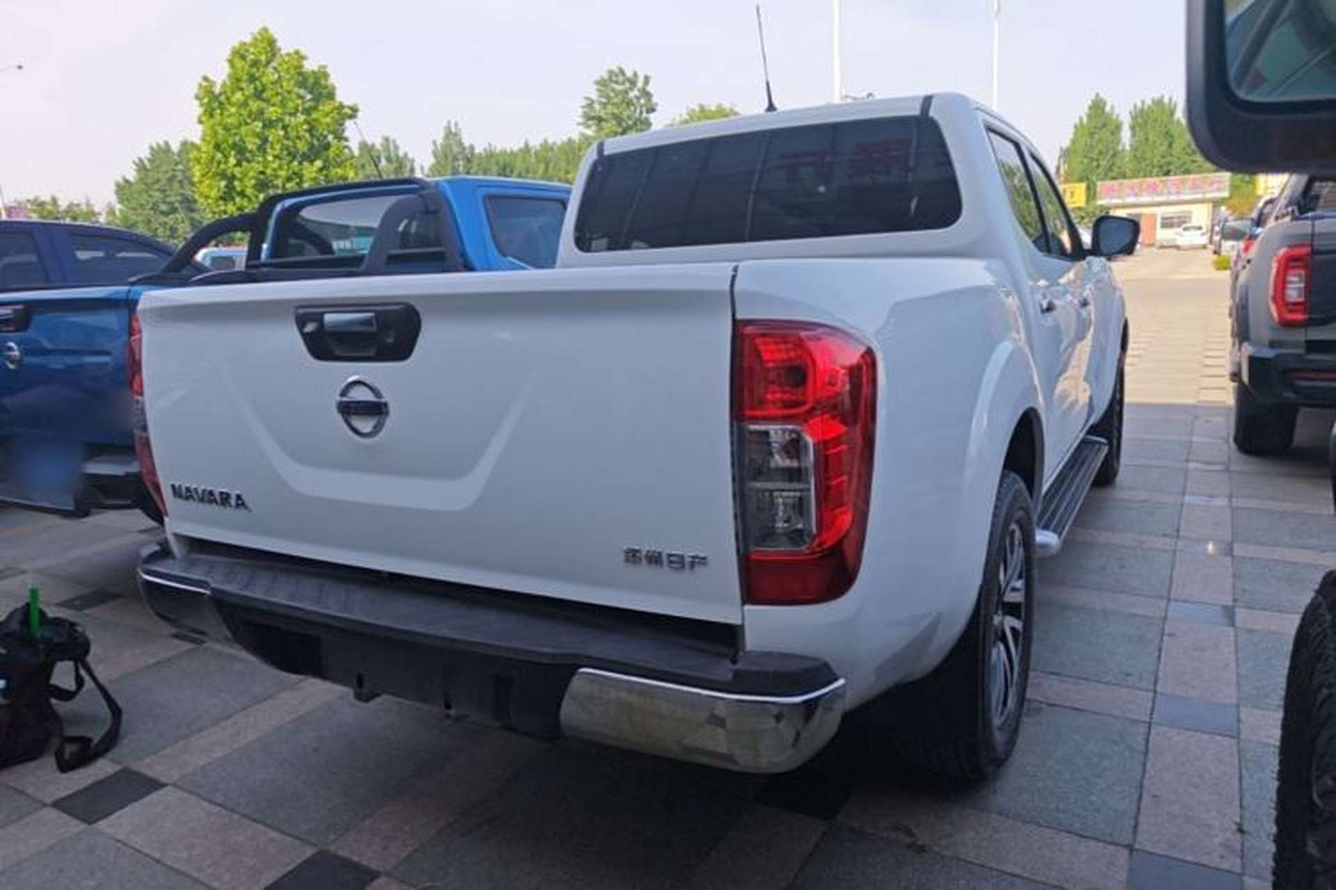 Used Nissan Navara 2019 2.5L Manual Two-Wheel Drive Flagship Version China VI Standard QR25 Rear Right 45 Deg