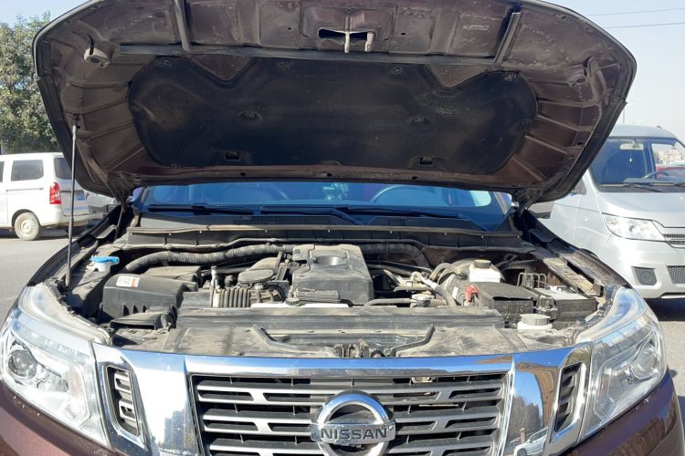 Used Nissan Navara 2021 2.5L Automatic 4x4 Premium Version QR25 Engine Bay