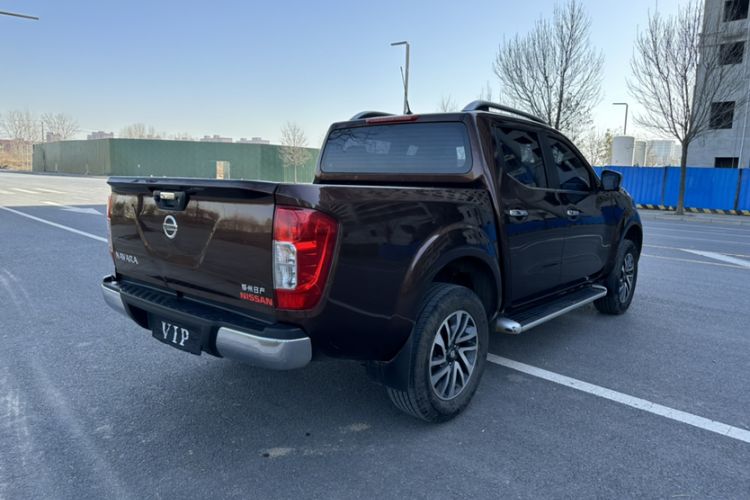 Used Nissan Navara 2021 2.5L Automatic 4x4 Premium Version QR25 Exterior 5