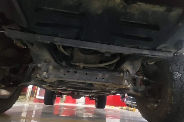 Used Nissan Navara 2021 2.5L Automatic 4x4 Premium Version QR25 Chassis Front