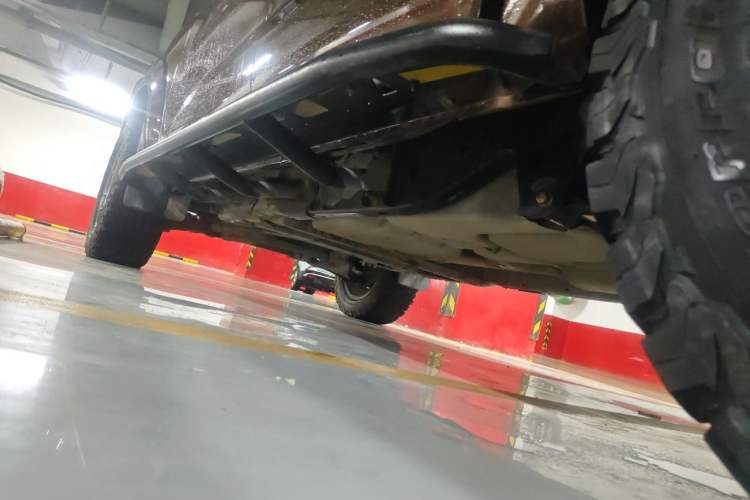Used Nissan Navara 2021 2.5L Automatic 4x4 Premium Version QR25 Chassis Rear Left