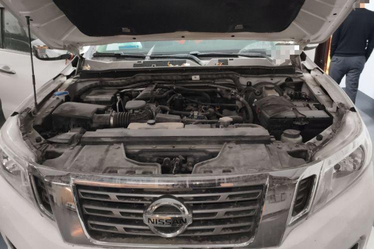 Used Nissan Navara 2021 2.5L Facelift Manual Transmission 4x4 Comfort Version QR25 Engine Bay