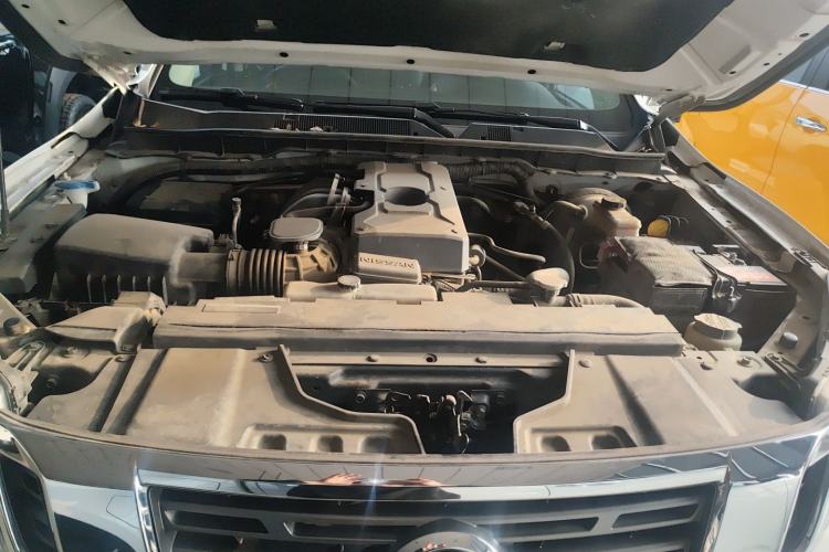 Used Nissan Navara 2021 2.5L Automatic 4x4 Premium Version QR25 Engine Bay