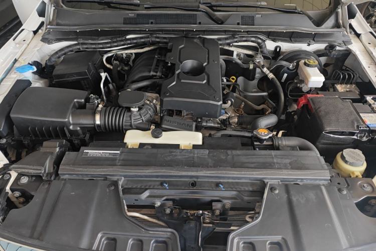 Used Nissan Navara 2021 2.5L Automatic 4x4 Premium Version QR25 Engine Bay