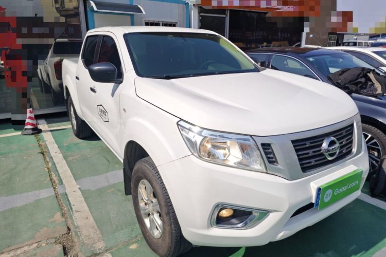 Used Nissan Navara 2021 2.5L Facelift Manual Two-Wheel Drive Comfort Version QR25 Exterior 1