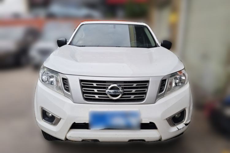 Used Nissan Navara 2021 2.5L Facelift Manual Two-Wheel Drive Comfort Version QR25 Front