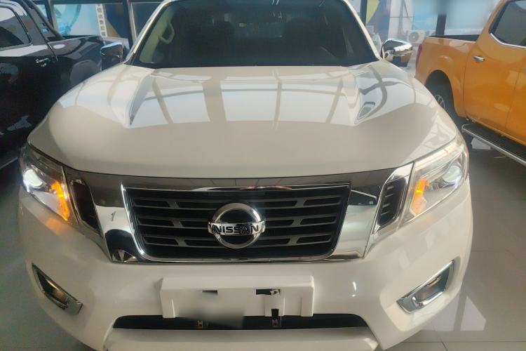 Used Nissan Navara 2021 2.5L Automatic 4x4 Premium Version QR25 Front