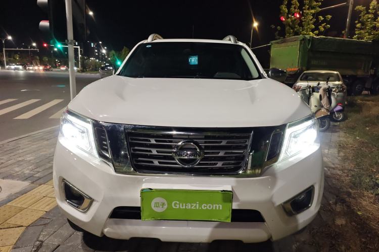 Used Nissan Navara 2021 2.5L Automatic 4x4 Premium Version QR25 Front