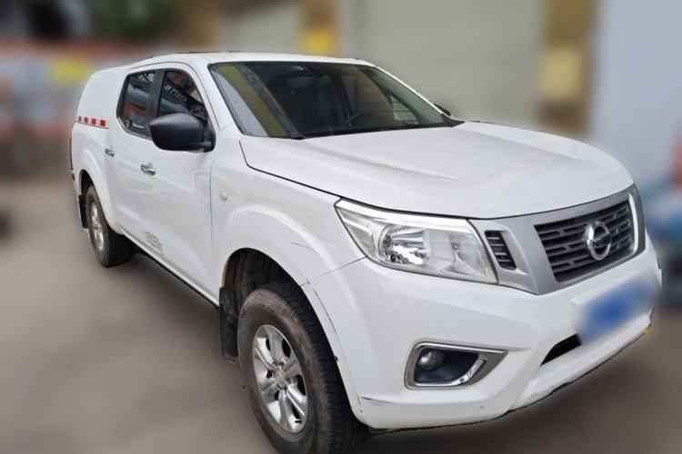 Used Nissan Navara 2021 2.5L Facelift Manual Two-Wheel Drive Comfort Version QR25 Front Right 45 Deg