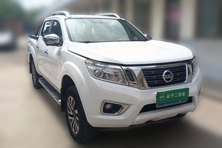 Used Nissan Navara 2021 2.5L Automatic 4x4 Premium Version QR25 Front Right 45 Deg