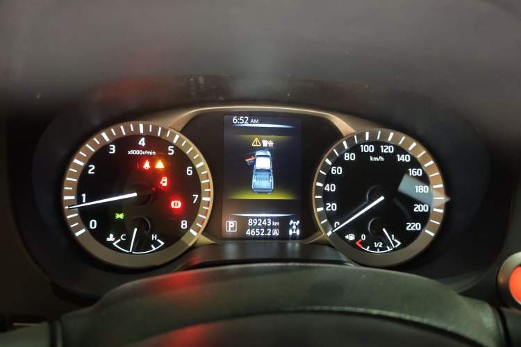 Used Nissan Navara 2021 2.5L Automatic 4x4 Premium Version QR25 Instrument Cluster