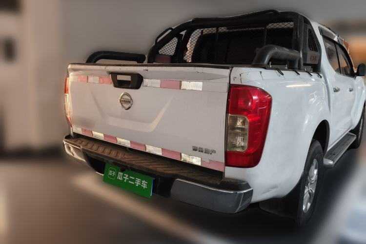 Used Nissan Navara 2021 2.5L Facelift Manual Transmission 4x4 Comfort Version QR25 Rear