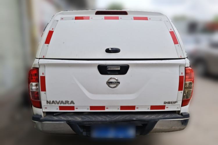 Used Nissan Navara 2021 2.5L Facelift Manual Two-Wheel Drive Comfort Version QR25 Rear