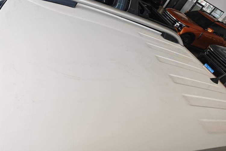 Used Nissan Navara 2021 2.5L Automatic 4x4 Premium Version QR25 Roof