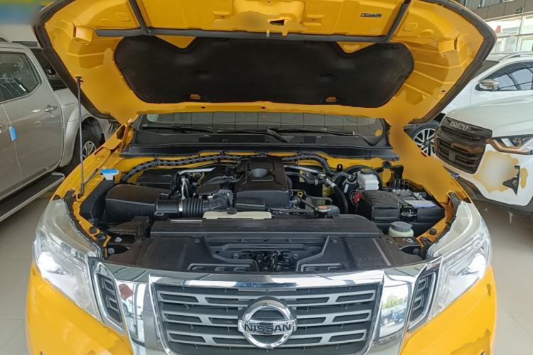 Used Nissan Navara 2021 2.5L Automatic 4x4 Premium Version QR25 Engine Bay