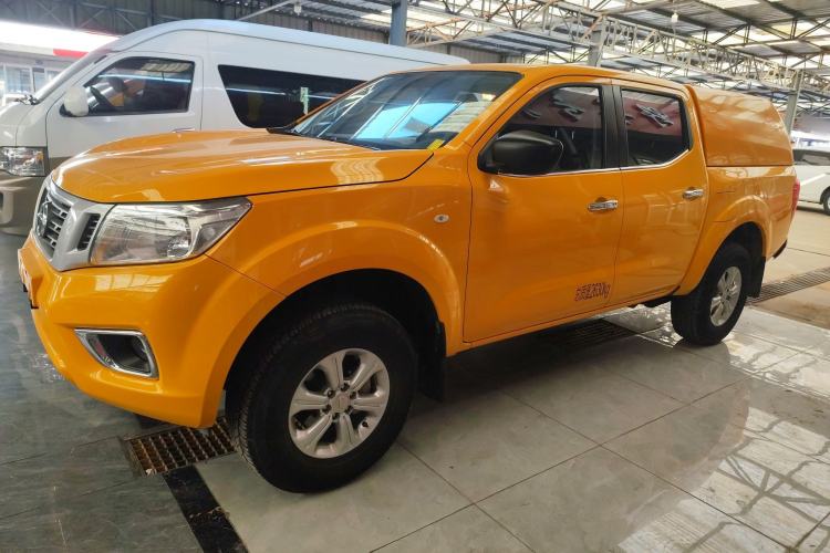Used Nissan Navara 2021 2.5L Facelift Manual Transmission 4x4 Comfort Version QR25 Exterior 3