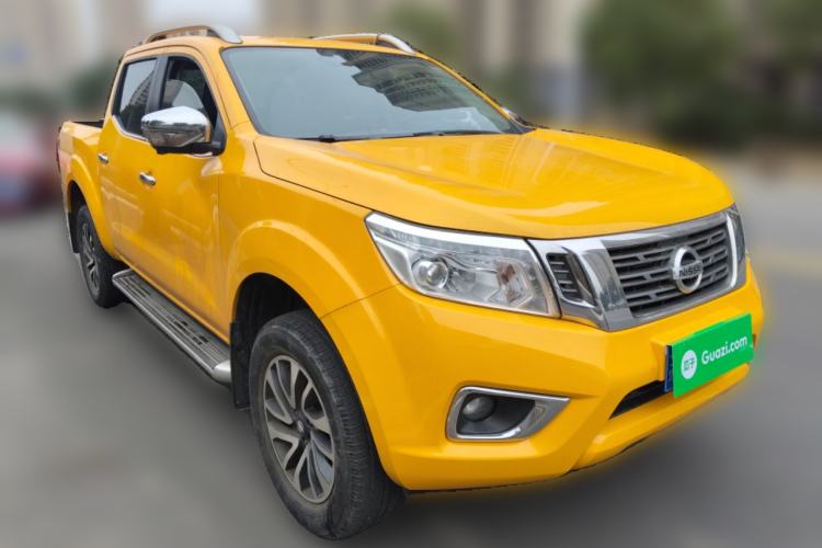 Used Nissan Navara 2021 2.5L Automatic 4x4 Premium Version QR25 Front Right 45 Deg
