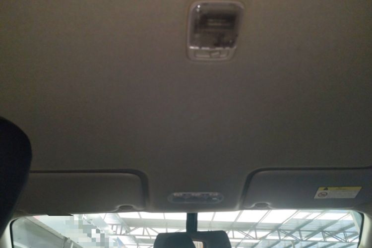 Used Nissan Navara 2021 2.5L Facelift Manual Transmission 4x4 Comfort Version QR25 Headliner