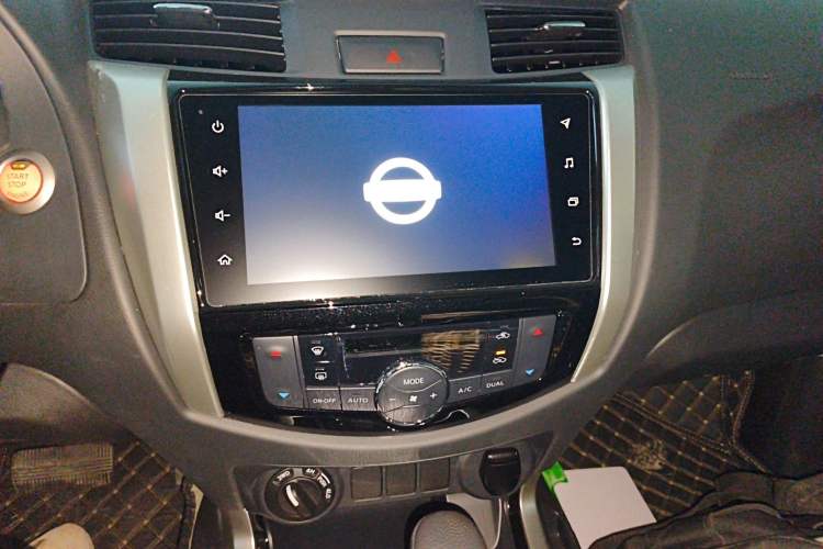 Used Nissan Navara 2023 2.5L Automatic 4x4 Prestige Edition Audio And AC Panel