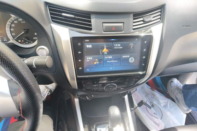 Used Nissan Navara 2023 2.5L Automatic All-Wheel Drive Premium Version Audio And AC Panel