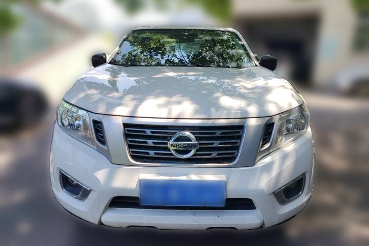 Used Nissan Navara 2023 2.5L Manual Two-Wheel Drive Comfort Version Front