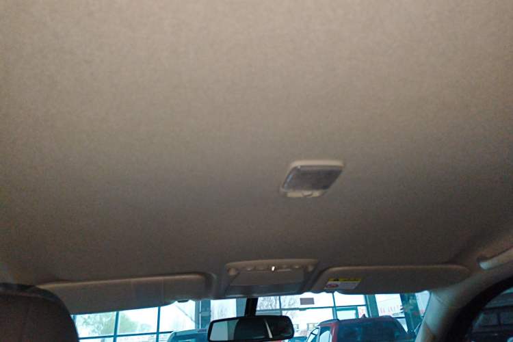 Used Nissan Navara 2023 2.5L Automatic 4x4 Prestige Edition Headliner