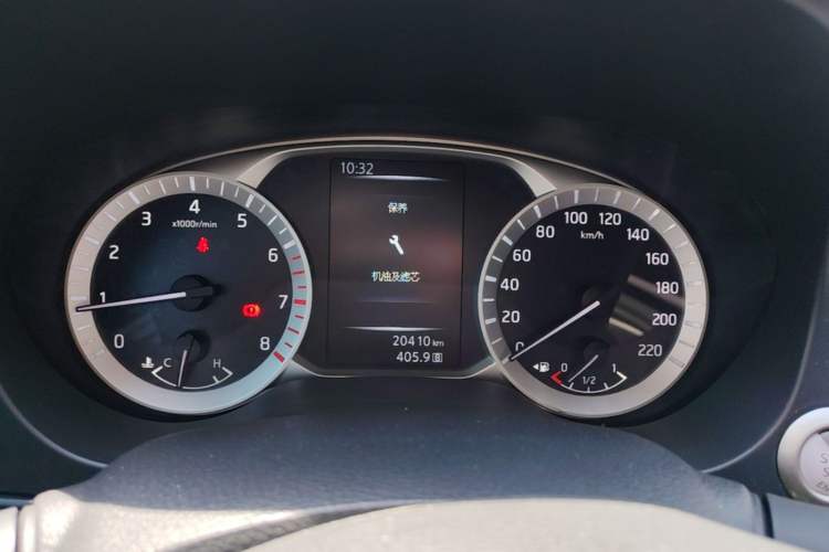 Used Nissan Navara 2023 2.5L Manual Two-Wheel Drive Comfort Version Instrument Cluster
