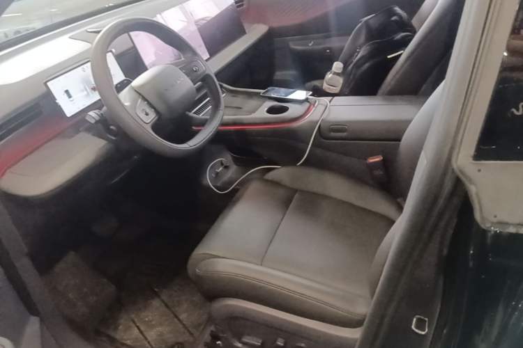 Used Nissan NX8 2026 Model, Pure Electric 650 Max Left Front Seat