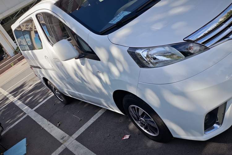 Used Nissan NV200 2018 1.6L CVT Luxury Model Exterior 2