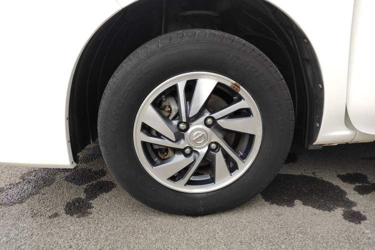 Used Nissan NV200 2018 1.6L CVT Luxury Model Exterior 6
