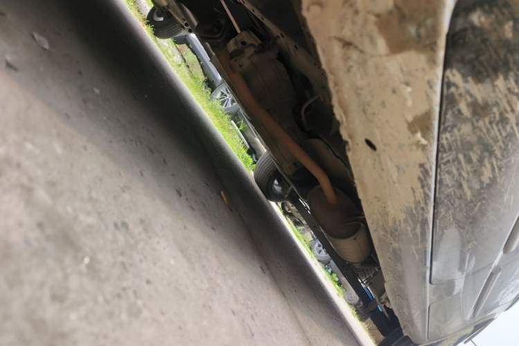 Used Nissan NV200 2010 1.6L Luxury Model Chassis Front Left